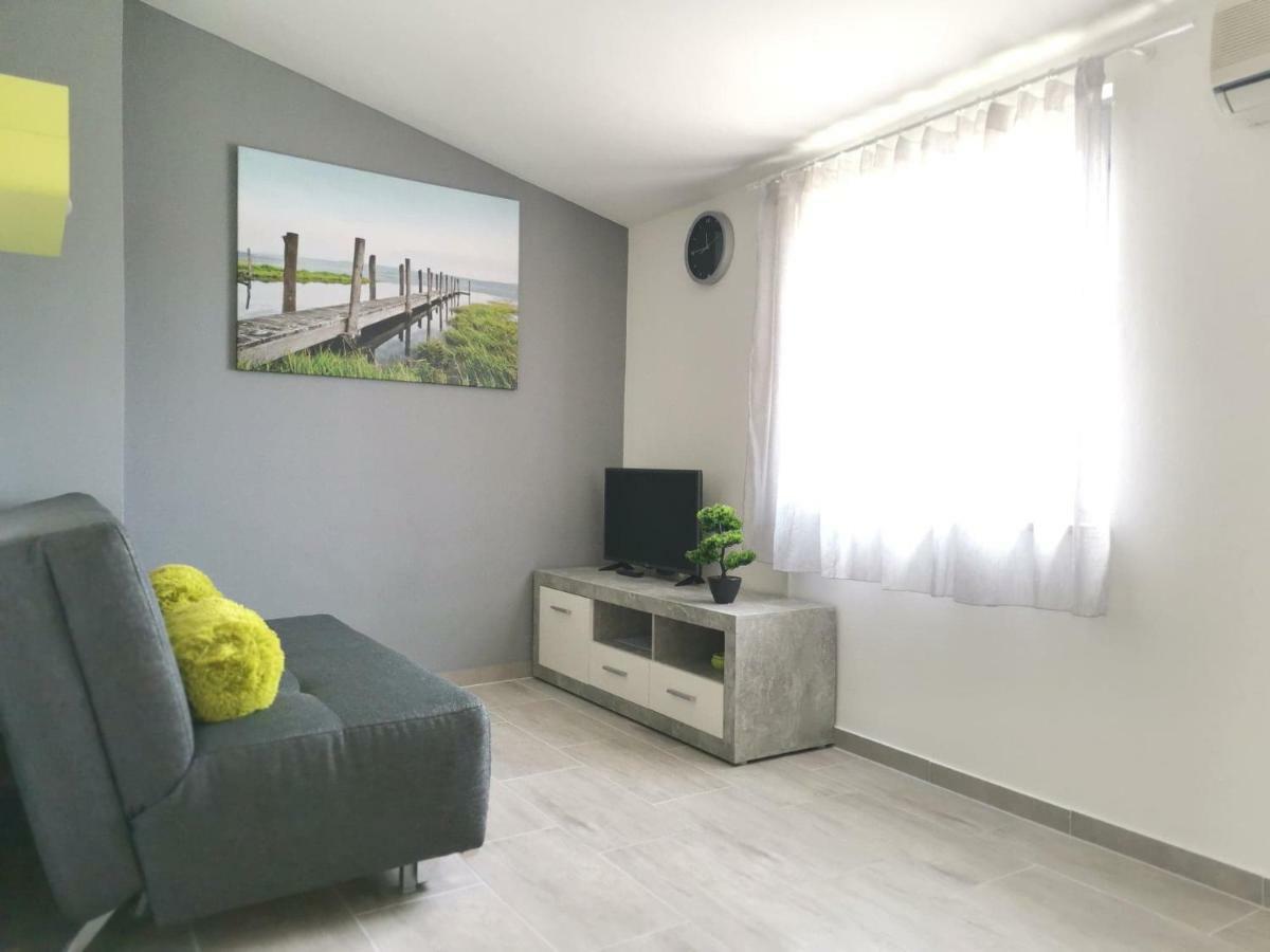 Apartments Regi Медулин Экстерьер фото